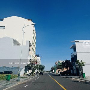 shock lần đầu tiên xuất hiện e4 hướng phố ocean dunes phan thiết 140m2, giá rẻ