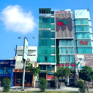 văn phòng 50m2 giá 10 triệu (bao phí quản lý) - 109 cộng hòa