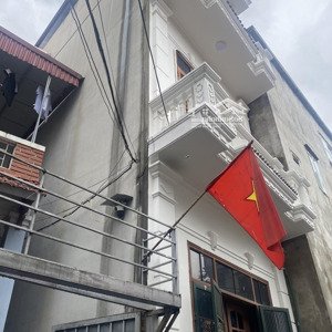 chính chủ gửi bán nhà 4 tầng. ngõ oto đỗ cửa