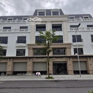 ngoại giao căn 67,5 m2 vip giá tts 3,7 tỷ , xây 5 tầng tại vinhomes móng cái , kinh doanh luôn .