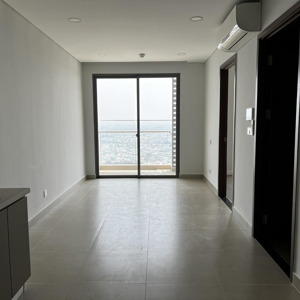 hạ giá cho thuê nhanh 2pn 1wc có rèm, máy nước nóng chỉ 9tr/tháng vào liền lh thu huyền