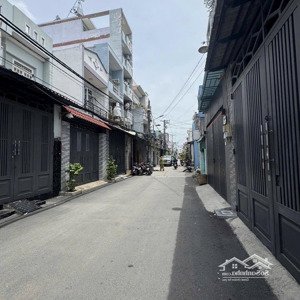 đường nhựa 8m thông - 3 tầng - gần tô hiệu - hoà bình đầm sen q11