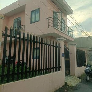 Chính Chủ Bán Nhà Mới đẹp Hẻm Xe Hơi Ngang 10m
