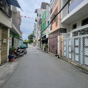 nhà đẹp - vào ở ngay đường huỳnh văn bánh, phú nhuận - dt: 4x17m - k: 4 tầng st - giá: 16,5 tỷ