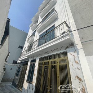 nhà 4tx35 m2( full nội thất mới tinh)ôtô lùi, 500 quốc lộ 21b 6 làn xe,5p cầu thạch bích chỉ 3,2 tỷ