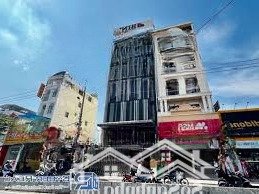 hiếm có: đất 600m² góc 3 mặt tiền quận 7 thích hợp xây căn hộ dịch vụ quy mô lớn, văn phòng sang