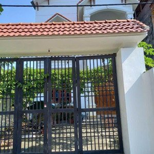 Nhà ở Ngay! 2 Tầng Mới đẹp, Thiết Kế Hiện đại - 179m2 - Full Thổ - đông Xuân - Sóc Sơn