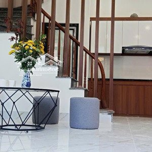 tôi bán, chỉ 3.3xtỷ, 4 t, 3pn, 1pt, full đồ, gần đh đại nam, nhà bích hòa mr.sinh hado)