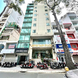 khách sạn 3.sao mt.. bùi thị xuân quận 1 . hầm - 12 tầng .. 60pn ... hđt 700 triệu... giá 190 tỷ