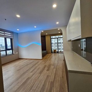 hot1 central premium , 1 phòng ngủ 3,2 tỷ full nội thất, lh 