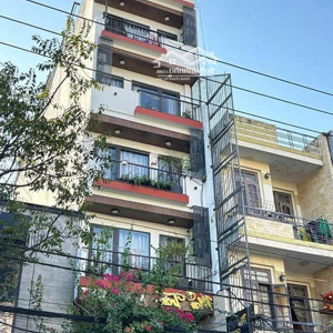 sản phẩm mới: tòa chdv đường núi thành, hải châu, đà nẵng. lh 