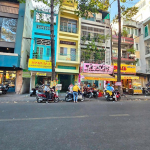 cần bán nhanh mặt tiền trần bình trọng quận 5,dt 84m2 đường 20m,lề 4m.
