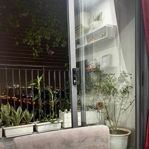 Cho Thuê Căn Hộ Thăng Long Capital, 70m2, Ban Công Thoáng Mát, đầy đủ Tiện ích, Giá 10 Tr Vnd