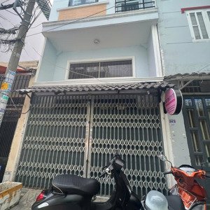 chính chủ cho thuê nhà quận tân phú, giá chỉ 10 triệu/ tháng