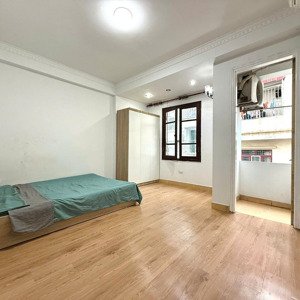 Cho Thuê Phòng 2n1k Mp Thụy Khuê - Tây Hồ - Full Nội Thất - 2 Ban Công - Chỉ 9 Triệu/tháng