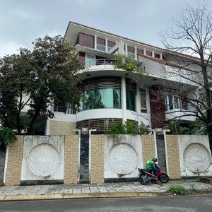 biệt thự căn góc mũi tàu_đặng thùy trâm, p13_dt: 18x17m, dtcn 268m2, 4 tầng_giá chỉ 39 tỷ(tl)