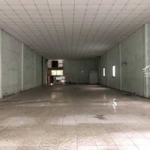 cho thuê mặt tiền kinh doanh - showrom - buôn bán dt: 10x64m=640m2 (như hình) có văn phòng