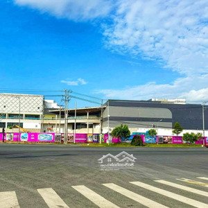 chủ cần bán gấp đi úc định cư bán nhà view công viên 4tỷ5, sang tên công chứng