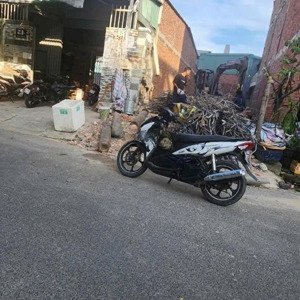 hiếm đất hẻm thông gần khu chế xuất xe vf3 vào được huỳnh tấn phát giá cực rẻ 6 tỷ nhỉnh