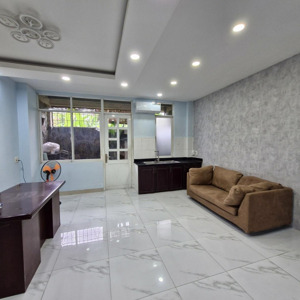 cho thuê văn phòng tầng trệt, p bình trưng tây, quận 2, gần đảo kim cương, 10 triệu, 45 m2, hot