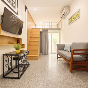 siêu phẩm căn hộ duplex ban công máy giặt riêng full nội thất ngay gần hồ con rùa, toà viettel