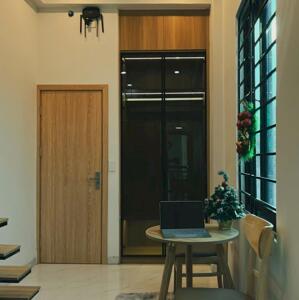 Căn hộ dịch vụ phố Trung Kính 95m2*7T mặt ngõ thẳng tắp cách phố 20m, thuê 120tr/th, 27 tỷ