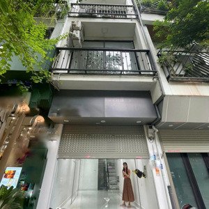 cho thuê nhà mp tô hiến thành: 25m2 x 4 tầng, mt: 3,2m, thông sàn, nguyên căn. lh: 