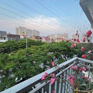 cho thuê biệt thự tp giao lưu đã hoàn thiện đẹp, giá rẻ, vào thuê được luôn