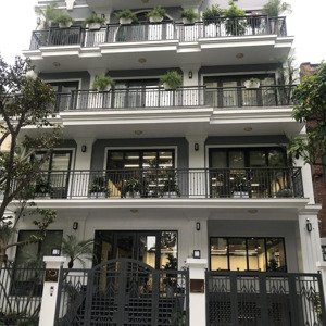 cho thuê nhà tại thành phố giao lưu pvđ. dt: 120m2*6 tầng + 1 hầm. mt: 7.5m. thông sàn. thang máy