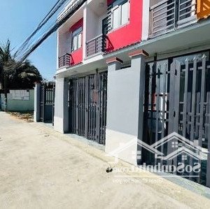 bán nhà phố đức hòa - 124m2 chỉ 2 tỷ 3 - shr riêng, vị trí "vàng" trung tâm thị trấn!