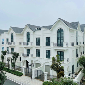 rẻ nhất !!! chủ nhà cần bán gấp căn 150m2, song lập san hô vị trị đẹp nhất dự án giá chỉ 28 tỷ