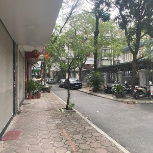 cho thuê lô góc ngõ phố đỗ quang, cầu giấy. dt 70m2, 4,5 tầng. ôtô tránh. nhà đẹp. 35 tr/th