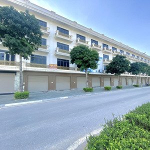 Biệt Thự 90m2 Mặt đường Trịnh Kiểm - Sẵn Sổ. Lh: 