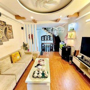 nhà đẹp vũ trọng phụng - dân xây chắc chắn - 40m thẳng tắp ra phố - 2 thoáng vĩnh viễn