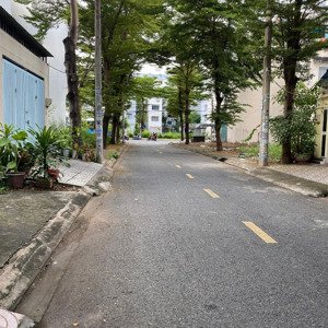 đất 5m*24 (120m2). shr. sổ cá nhân mt 10m kdc phú lợi. phạm thế hiển p7 q8. giá: 5,8 tỷ. 
