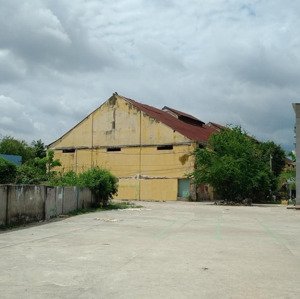 Mặt Bằng Chính Chủ 2500m2 - Quận 8