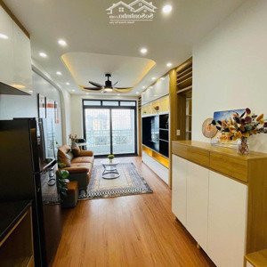 tôi cần bán căn nhà đền lừ cạnh hồ- đối diện kđt luis city 60m full đồ sổ đỏ đẹp.