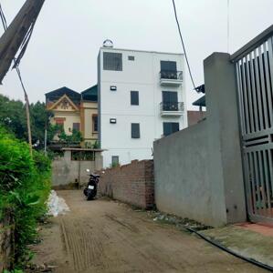 Bán nhanh 31m2 Phượng Nghĩa, Phụng Châu. Giá 2.1 tỷ