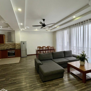 hiếm, mặt phố tầm tiền phù hợp phố thái hà 32m2 3 tầng mặt tiền hơn 4m giá 25.5 tỷ lh 