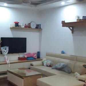 bán căn góc 2 phòng ngủ 60m2 tại nơ 8 bán đảo linh đàm. giá 3,9 tỷ sổ đỏ chính chủ