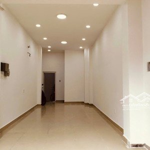 Mặt Bằng Mặt Tiền Trường Sơn, Quận 10 - đối Diện Công Viên Lê Thị Riêng - Trệt Lầu - Giá 18tr