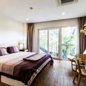 nhà đẹp dân xây ở ngay - ôtô đỗ cửa - lô góc - kinh doanh nhỉnh 11tỷ.