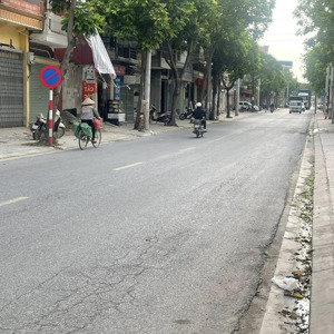 bán nhà mặt phố phan đăng lưu yên viên gia lâm, 52m2 mt 4.2 sẵn 2t ở/kd/cho thuê vỉa hè, 