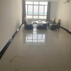  cần bán căn duplex giai việt