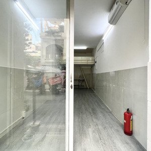 Cho Thuê Kiot Lớn 2.5x8m Sạch Sẽ Khu đông Dân Cư đường Bành Văn Trân, Kinh Doanh Tự Do