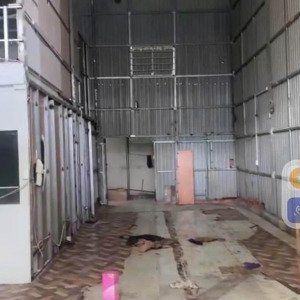cho thuê kho lô góc 2 mặt tiền bình lợi p13, bt, 10x19.5m, có gác, 31tr
