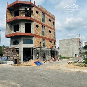 duy nhất 1 nền đất 88,6m2 giá thấp hơn thị trường rất nhiều. còn thương lượng cho khách thiện chí