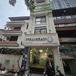 chính chủ bán gấp nhà 72m2 mặt phố đặng tiến đông, view hồ hoàng cầu, vỉa hè kinh doanh giá 39.5 tỷ