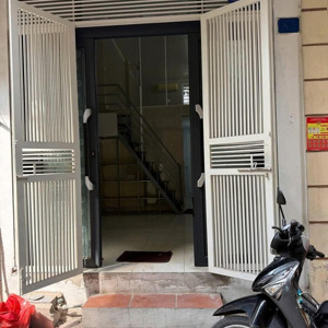 bán nhà riêng tại bà triệu, 7,85 tỷ, 32 m2, chính chủ giá ưu đãi