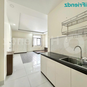 trống duy nhất 1 phòng mới xây siêu rộng và thoáng, giá cực tốt tại q9
